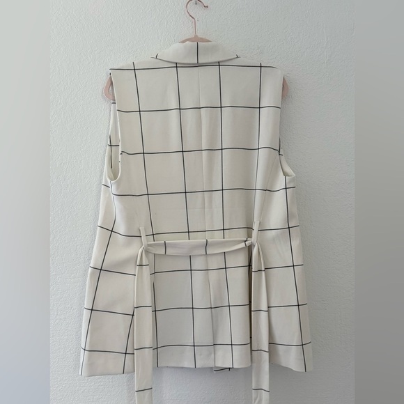 Ann Taylor White Pantsuit Elegant and Versatile - Picture 10 of 11